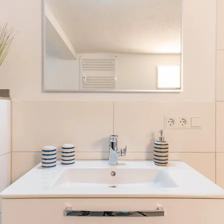 Schweizer Apartment